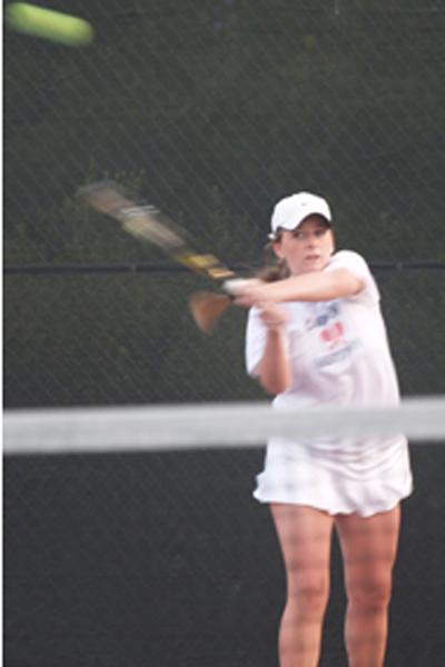 Tennis Undefeated in DFAL, Advances to NCS
