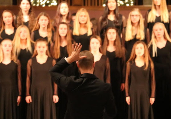 Choir Hosts Annual Winter Performance