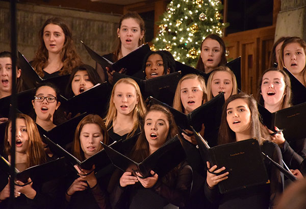 Vocal Concert Celebrates Holiday Season